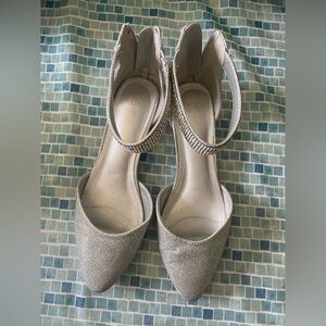 Dream Pairs Silver Sparkly Shoes. Small wedge heel. Very good condition.